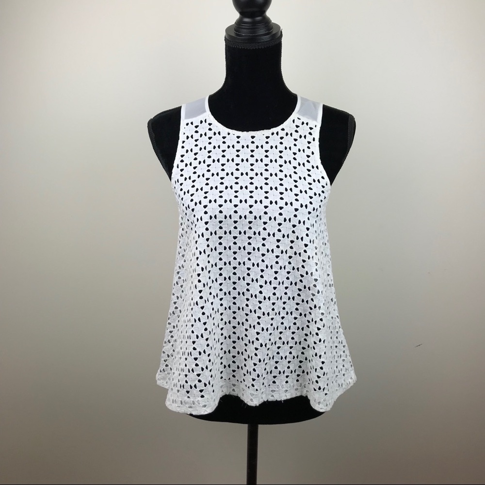 Madewell eyelet cotton sleeveless blouse
